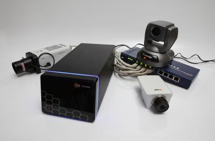 1200px-IPCorder_NVR_with_cameras
